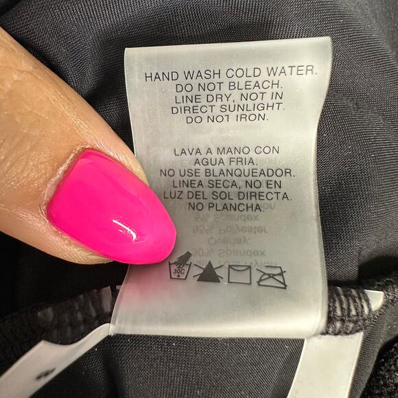 NWT Beyond Control Black Draped V-Neck Swimdress One-Piece – Size 8 - Picture 14 of 15